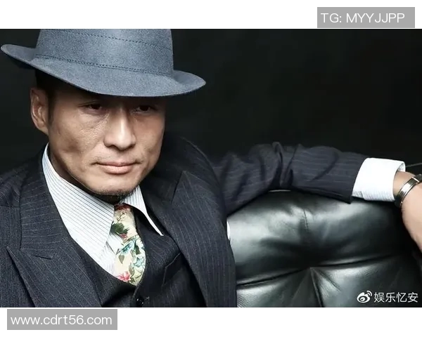 孙兴O在社交媒体上的真实生活揭秘与球场外的多彩人生 孙兴O在社交媒体上的真实生活揭秘与球场外的多彩人生