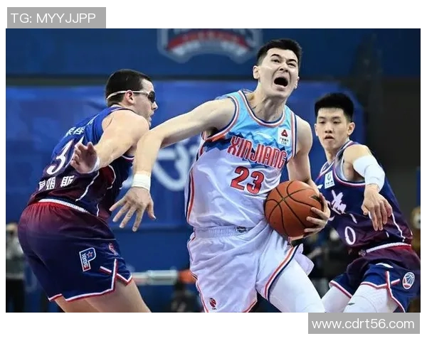 广东对阵新疆第7轮精彩对决展现篮球魅力与团队精神 广东对阵新疆第7轮精彩对决展现篮球魅力与团队精神